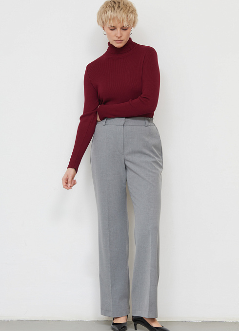 Брюки базовые со стрелками женские, цвет серый