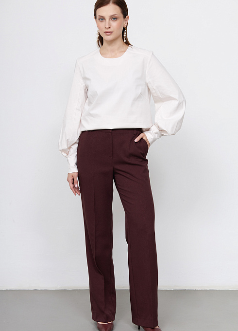Брюки базовые со стрелками женские, цвет бордовый